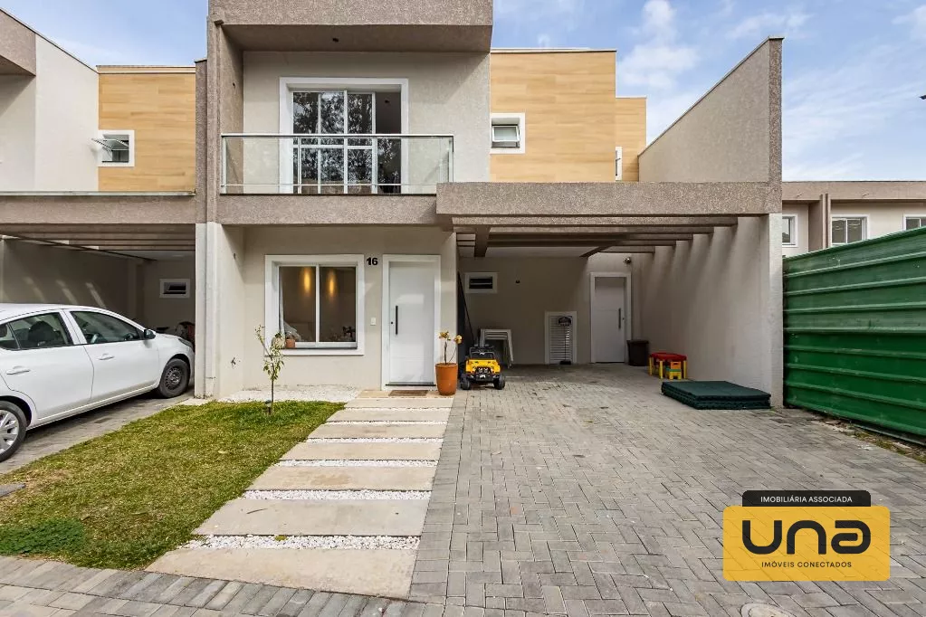 Sobrado com 3 dormitórios à venda, 120 m² por R$ 848.000,00 - Fazendinha - Curitiba/PR