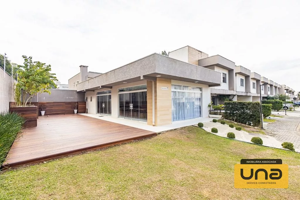Sobrado com 3 dormitórios à venda, 120 m² por R$ 848.000,00 - Fazendinha - Curitiba/PR