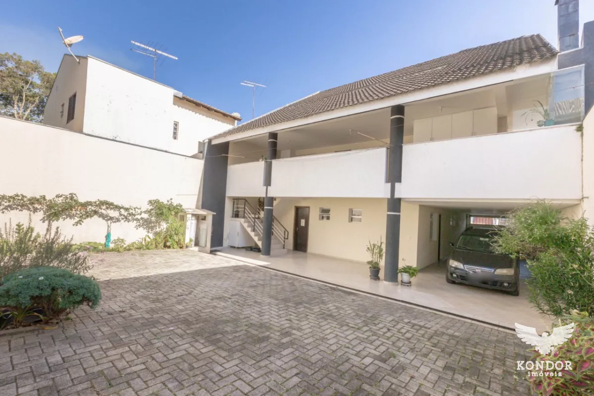 Sobrado no SÃO BRAZ com 416,00 m²