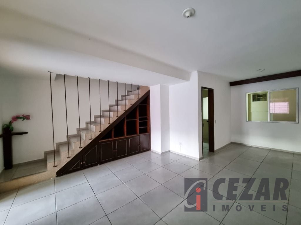Sobrado com 3 dormitórios à venda, 80 m² por R$ 360.000,00 - Bairro Alto - Curitiba/PR