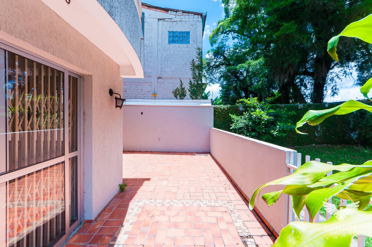 Sobrado no Orleans de 130,00 m² com 3 quartos - 94674.001-KD