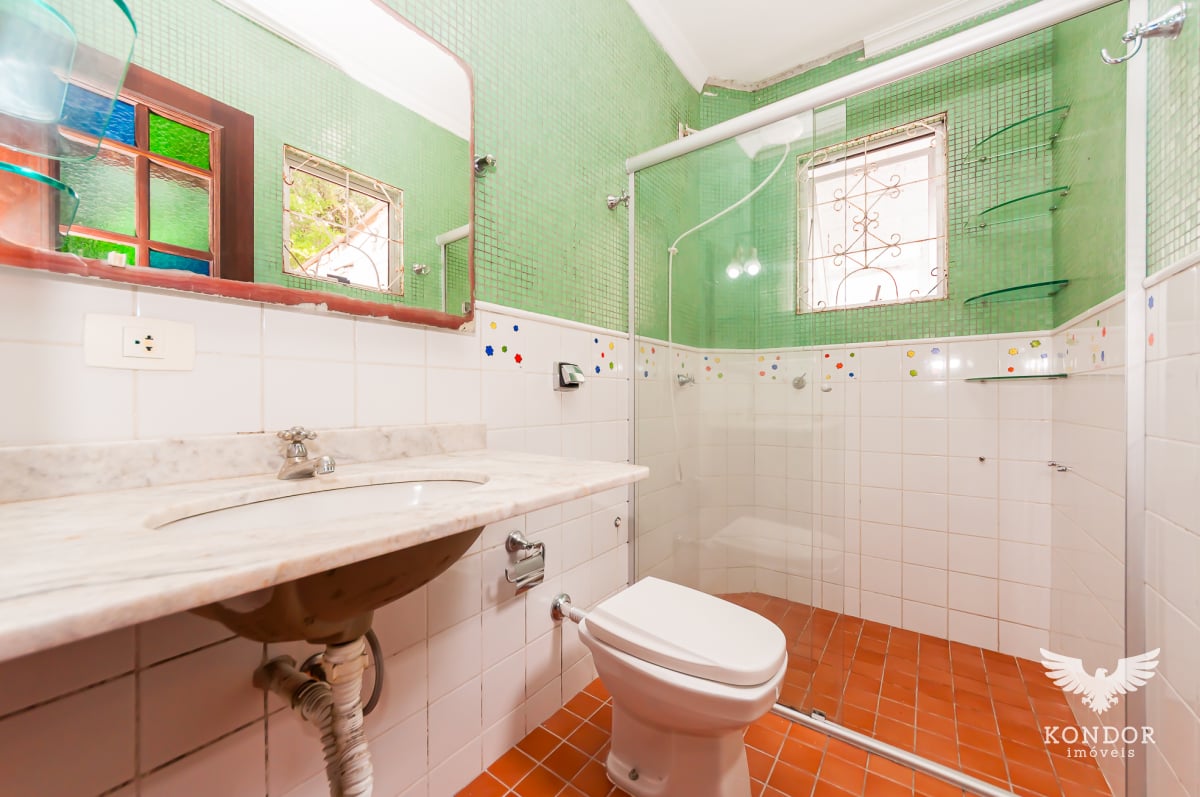 Sobrado no Orleans de 130,00 m² com 3 quartos - 94674.001-KD