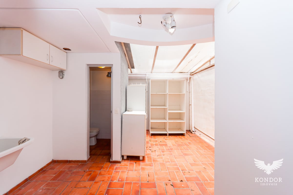 Sobrado no Orleans de 130,00 m² com 3 quartos - 94674.001-KD