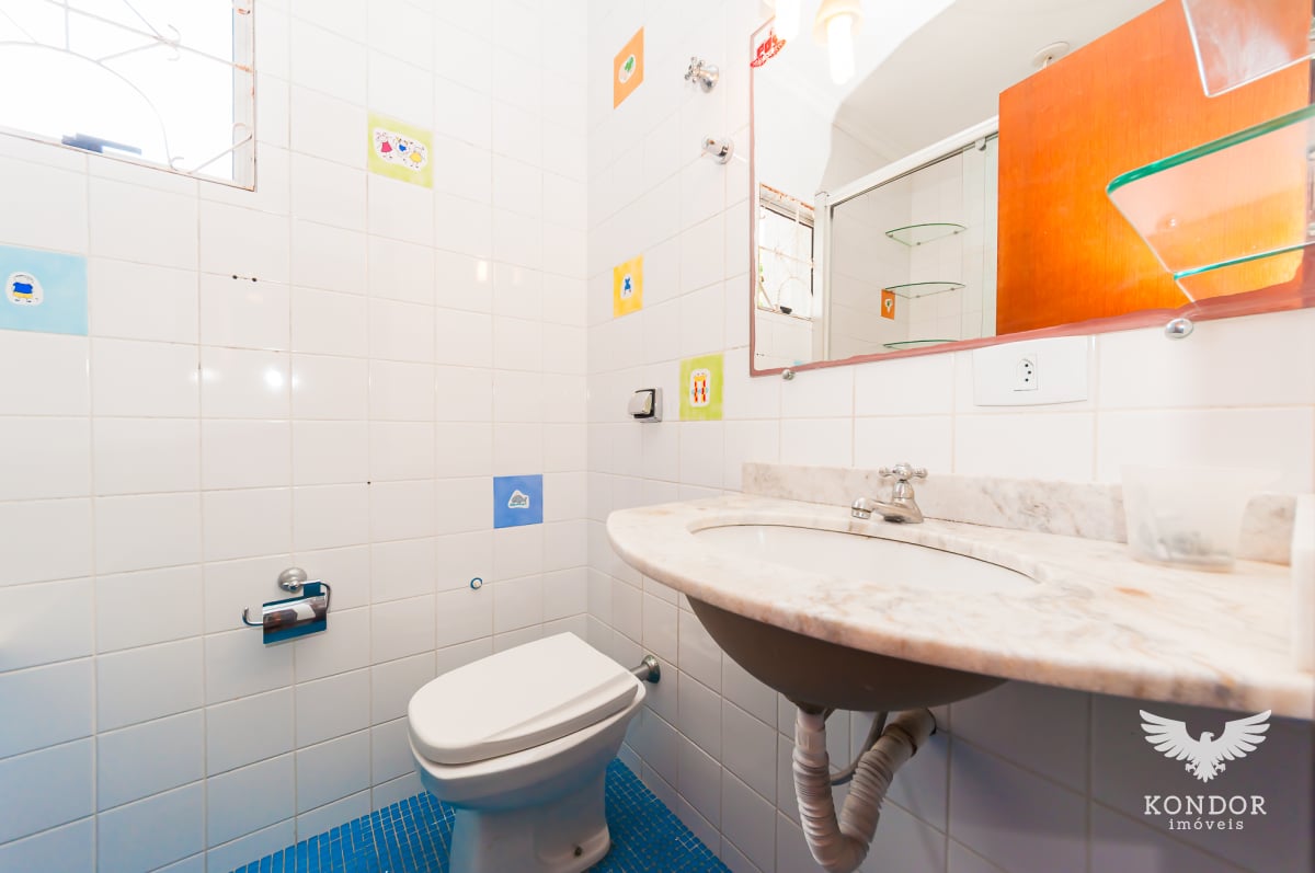 Sobrado no Orleans de 130,00 m² com 3 quartos - 94674.001-KD