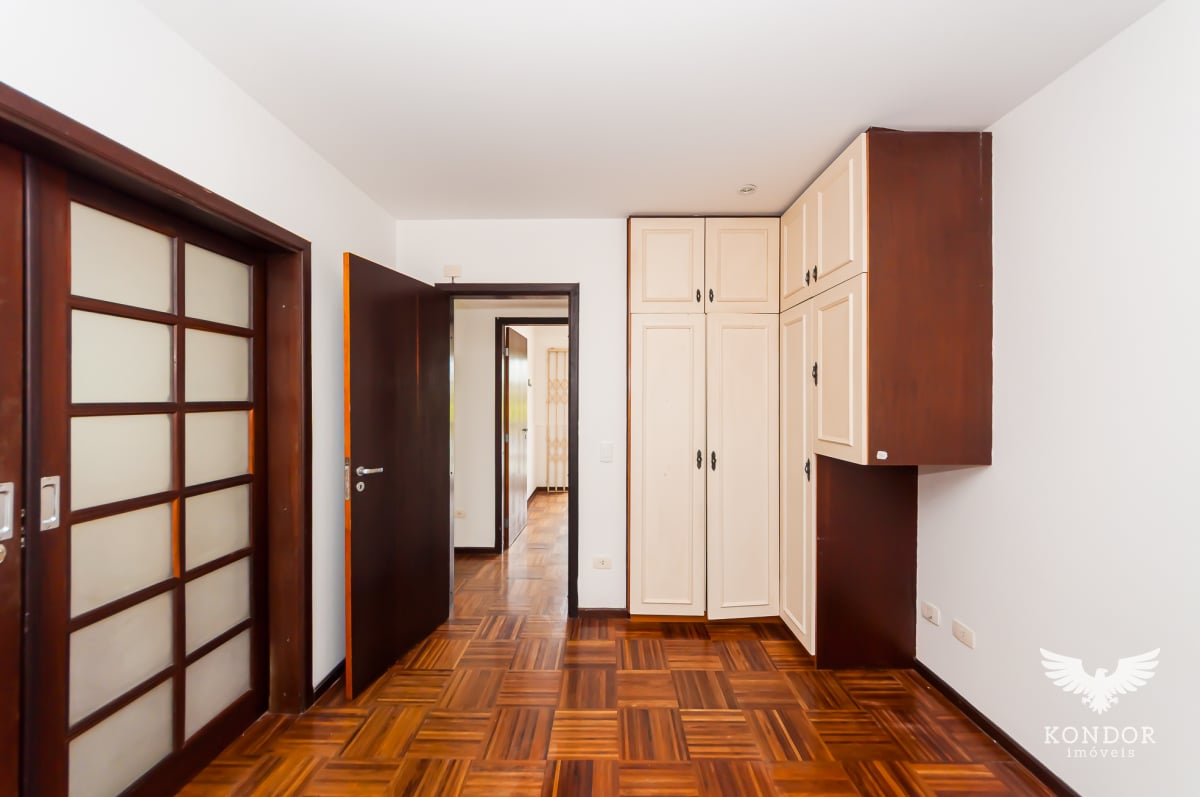 Sobrado no Orleans de 130,00 m² com 3 quartos - 94674.001-KD