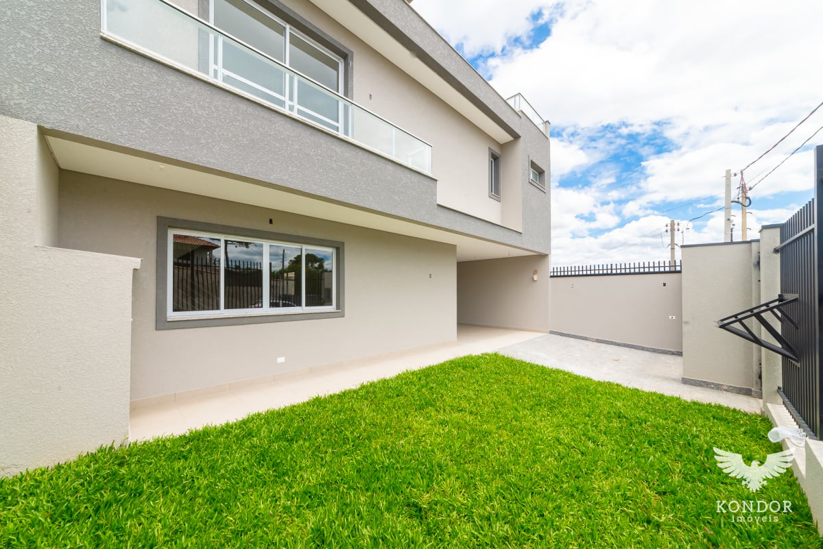 Sobrado em SANTA FELICIDADE com 188m²