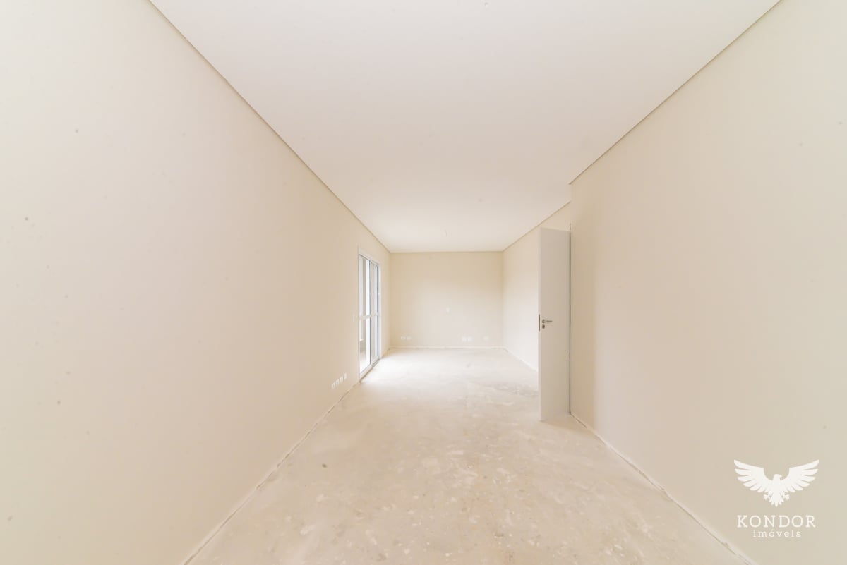 Sobrado em SANTA FELICIDADE com 188m²