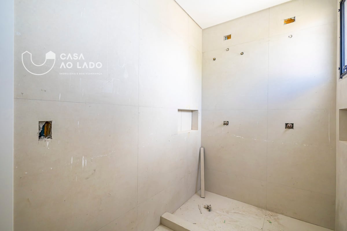 Sobrado 198m² com 3 quartos no Bacacheri - Curitiba/PR