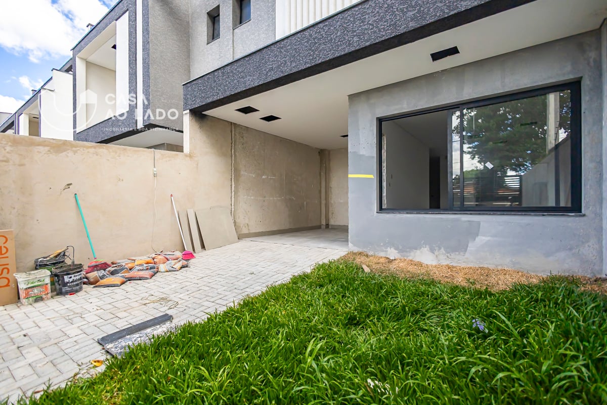 Sobrado 198m² com 3 quartos no Bacacheri - Curitiba/PR