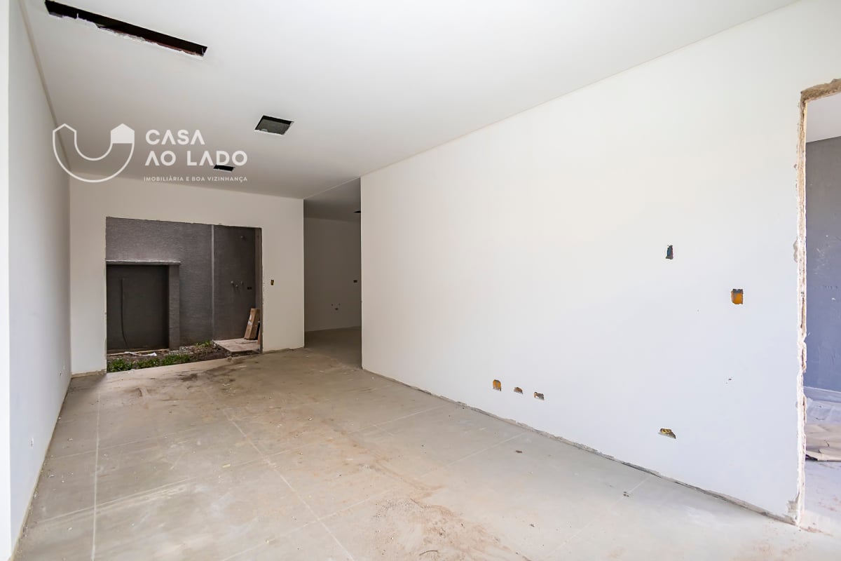 Sobrado 198m² com 3 quartos no Bacacheri - Curitiba/PR