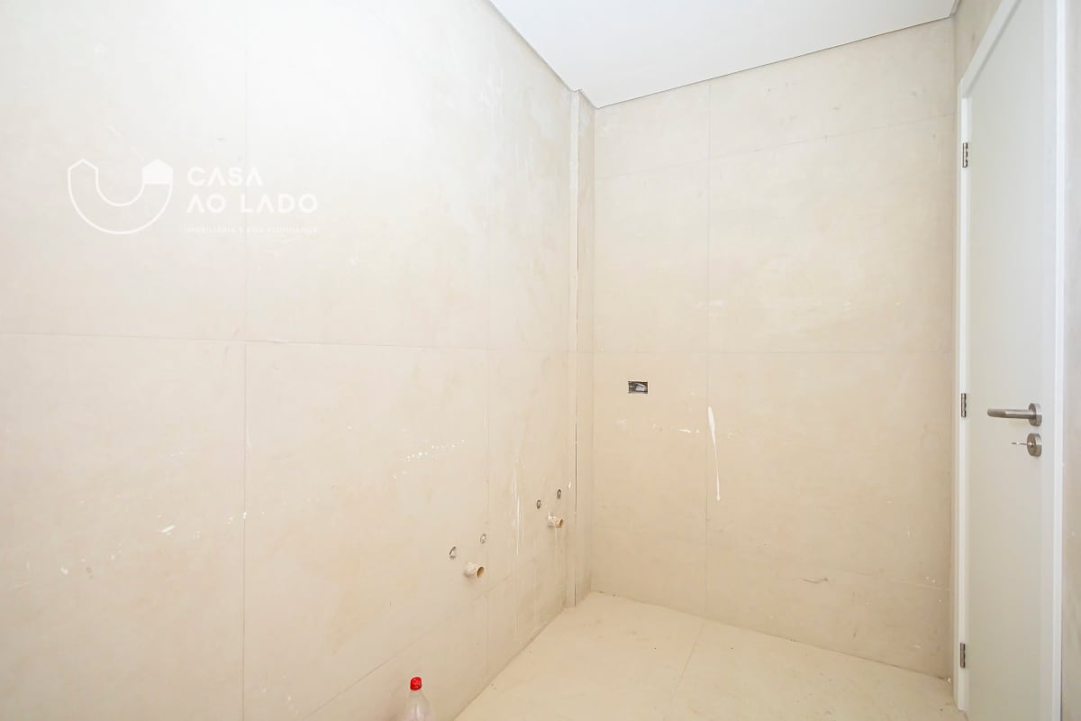 Sobrado 198m² com 3 quartos no Bacacheri - Curitiba/PR