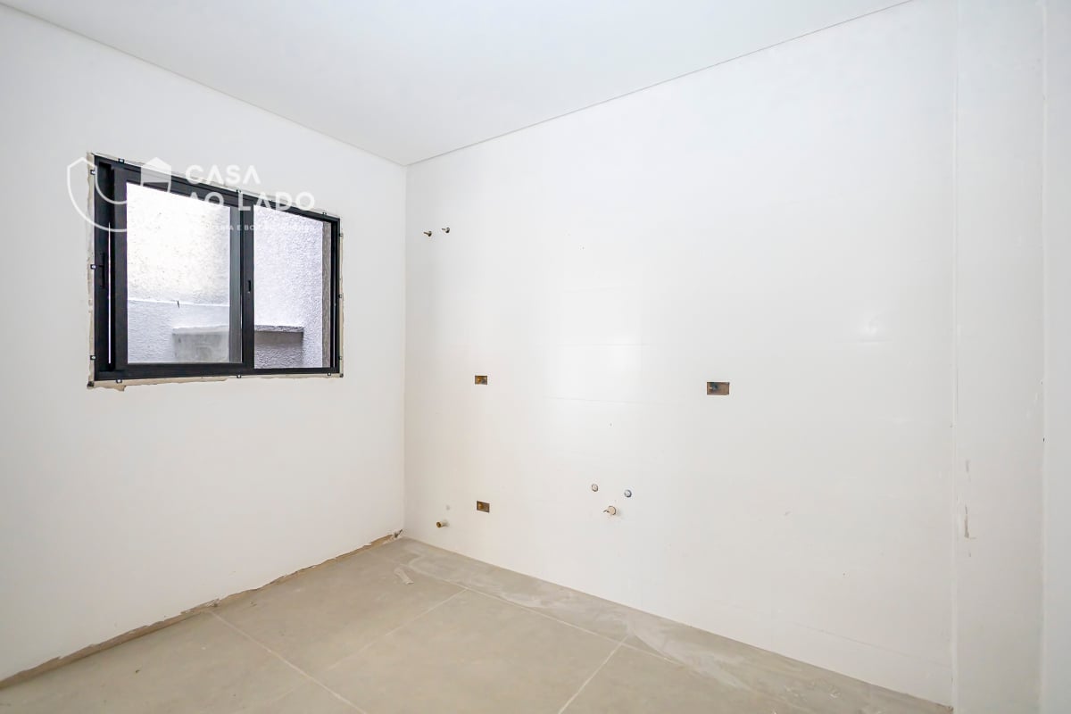 Sobrado 198m² com 3 quartos no Bacacheri - Curitiba/PR