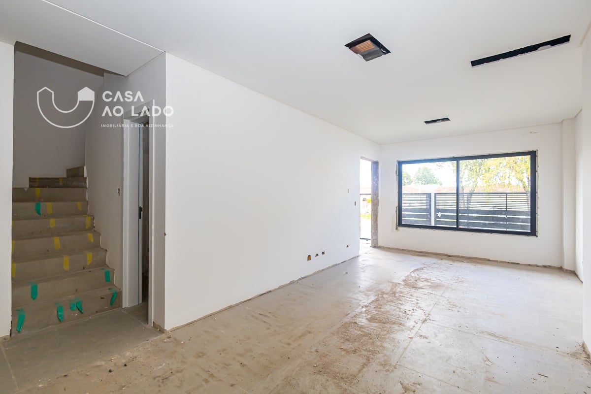 Sobrado 198m² com 3 quartos no Bacacheri - Curitiba/PR