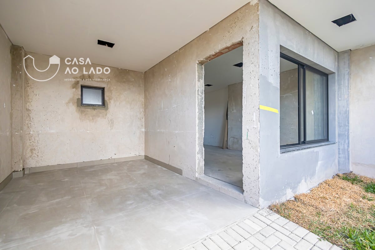 Sobrado 198m² com 3 quartos no Bacacheri - Curitiba/PR