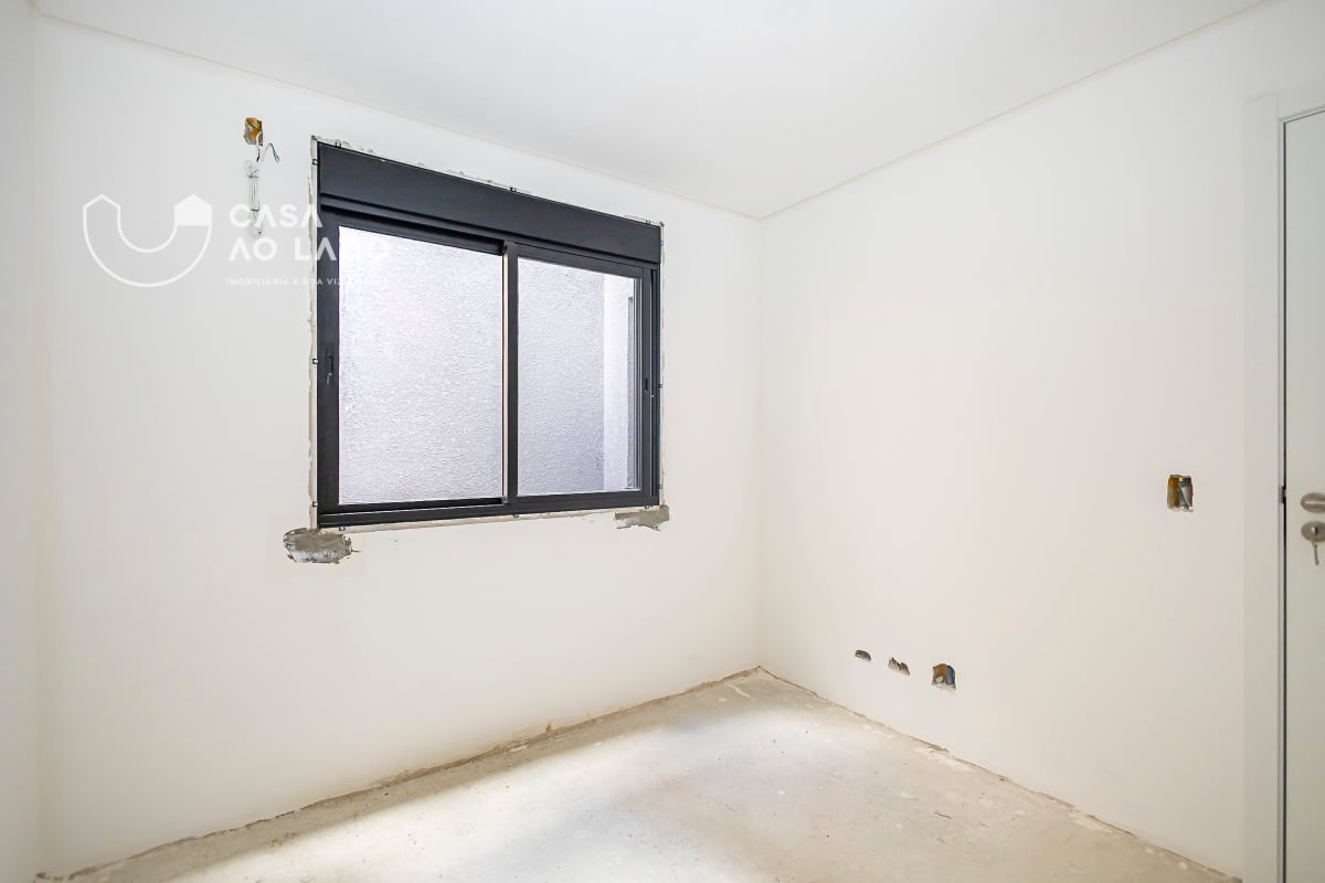 Sobrado 198m² com 3 quartos no Bacacheri - Curitiba/PR