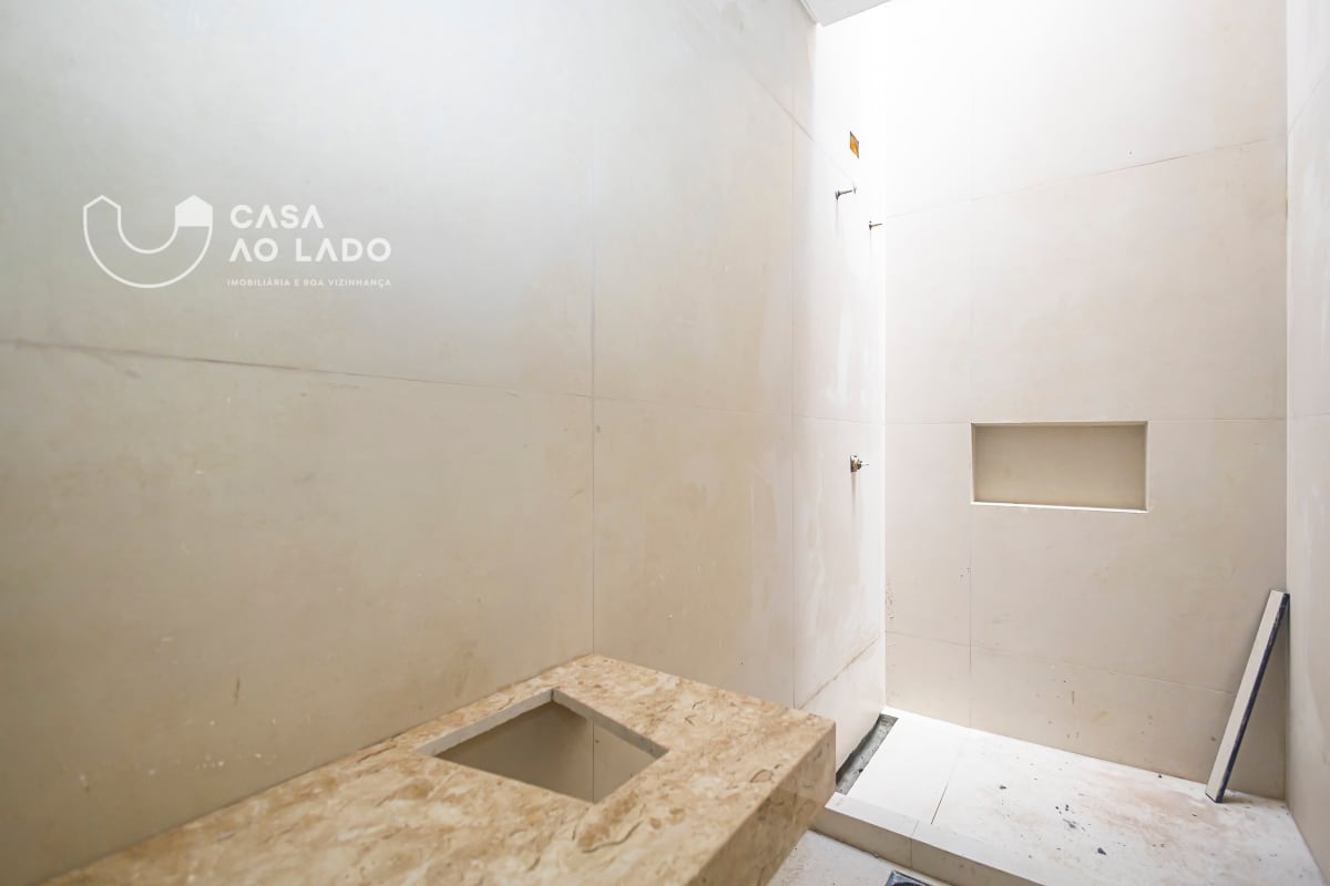 Sobrado 198m² com 3 quartos no Bacacheri - Curitiba/PR