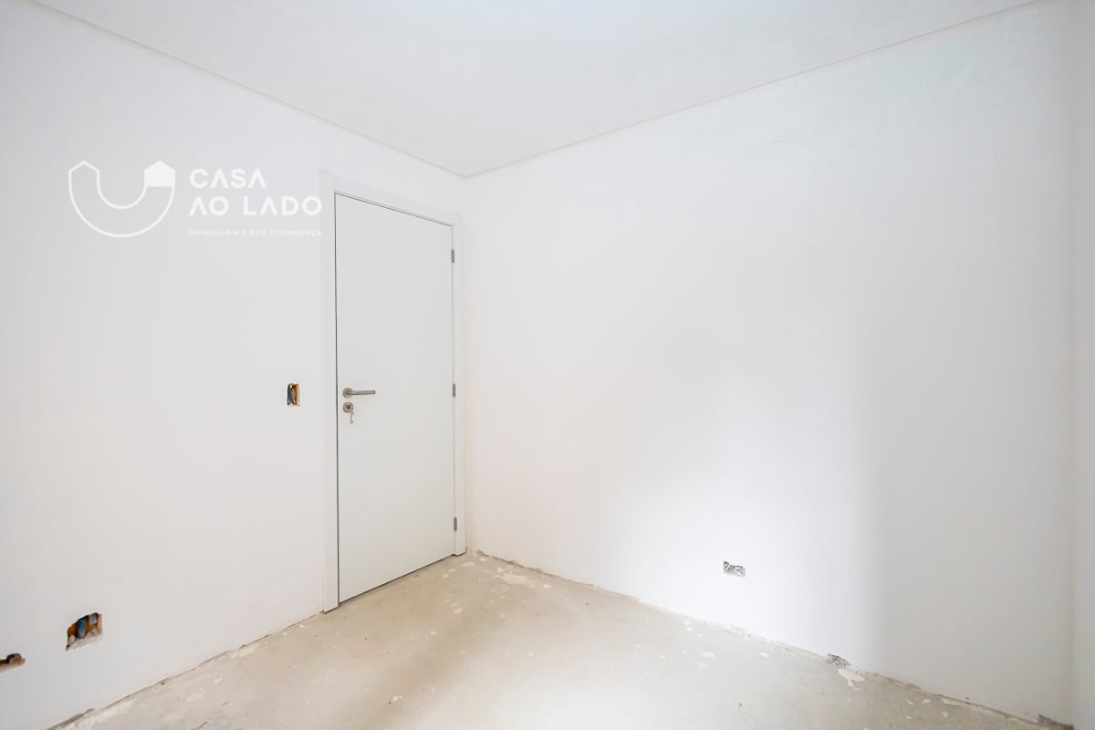 Sobrado 198m² com 3 quartos no Bacacheri - Curitiba/PR