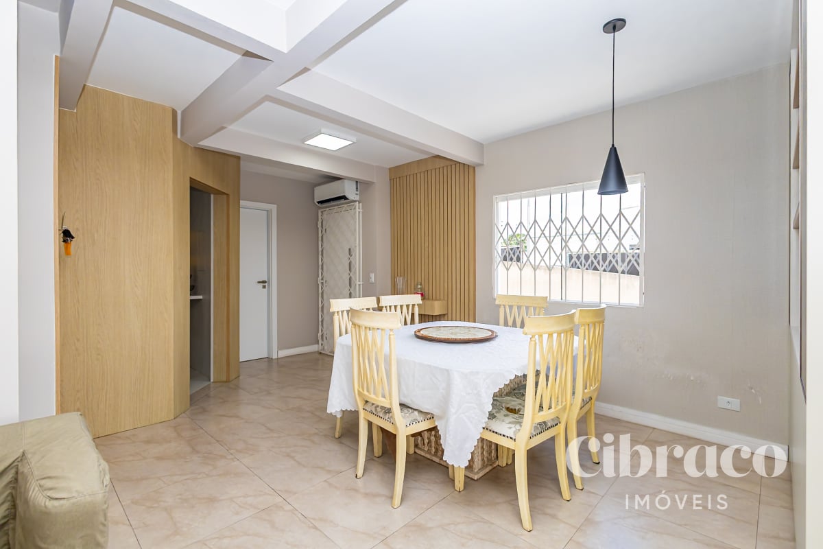 Sobrado à venda com 3 Quartos no Jardim Social