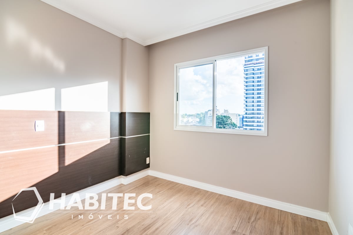 Apartamento com 3 quartos no Bigorrilho - Ed Solar Treviso - HT3649