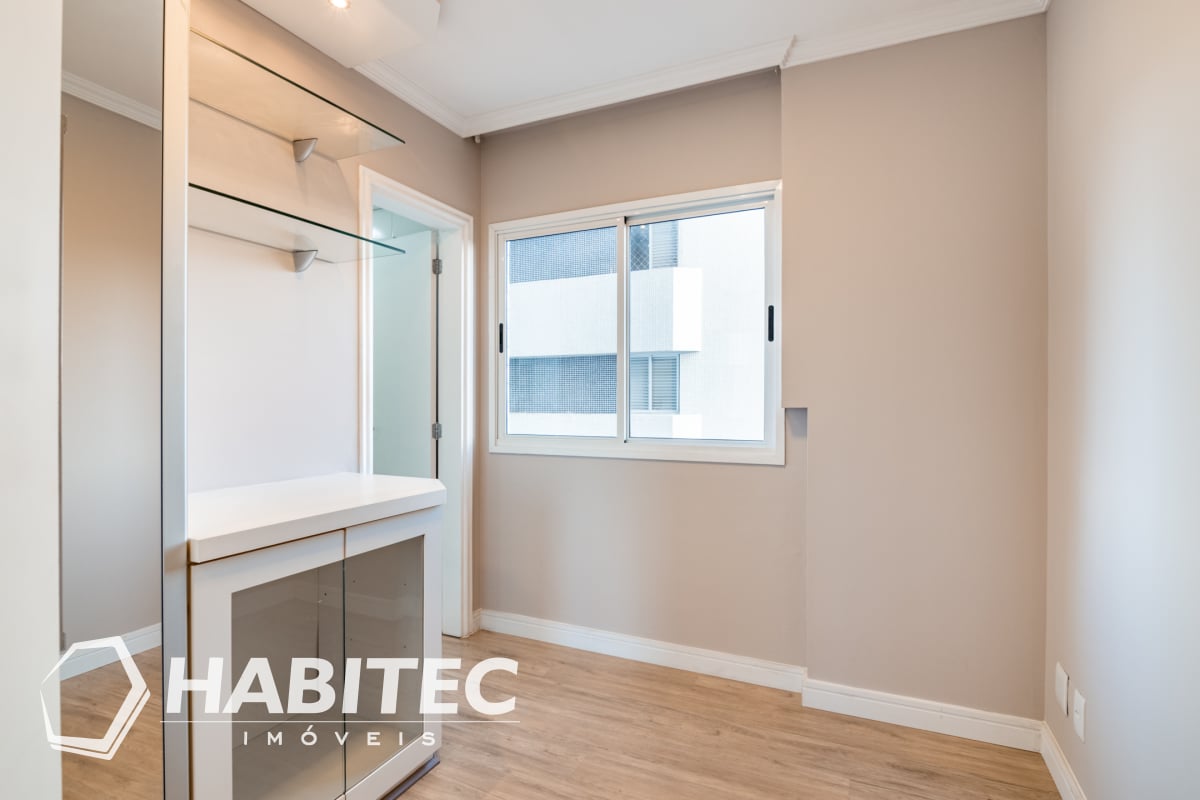 Apartamento com 3 quartos no Bigorrilho - Ed Solar Treviso - HT3649