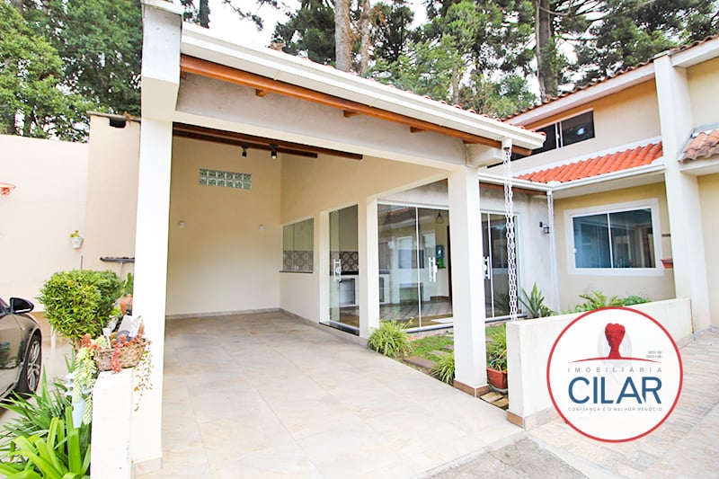 Casa espaçosa com 3 quartos, suíte e churrasqueira no São Pedro, SJP