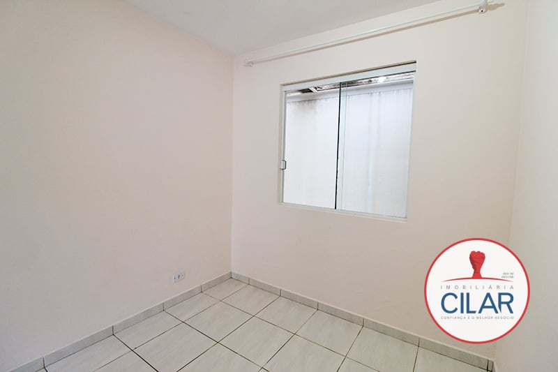 Casa espaçosa com 3 quartos, suíte e churrasqueira no São Pedro, SJP