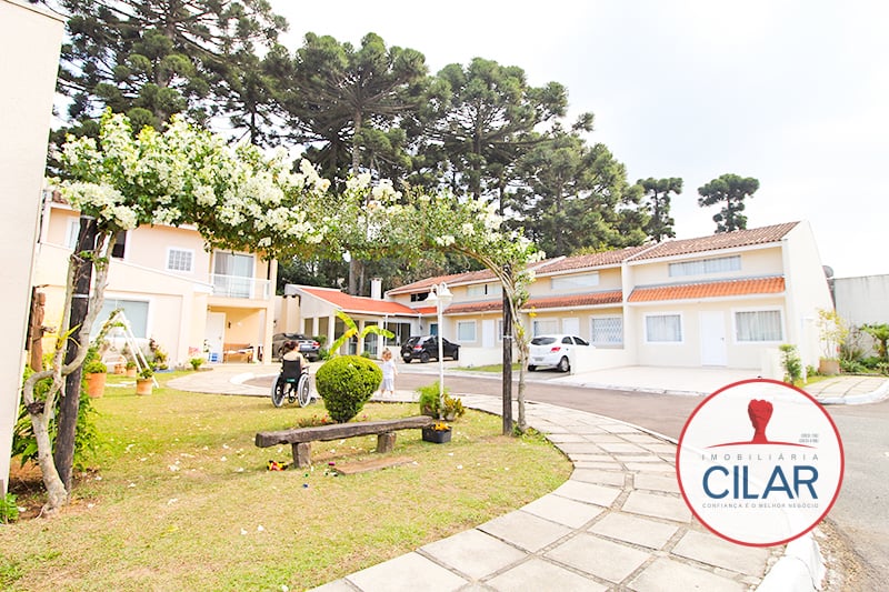 Casa espaçosa com 3 quartos, suíte e churrasqueira no São Pedro, SJP