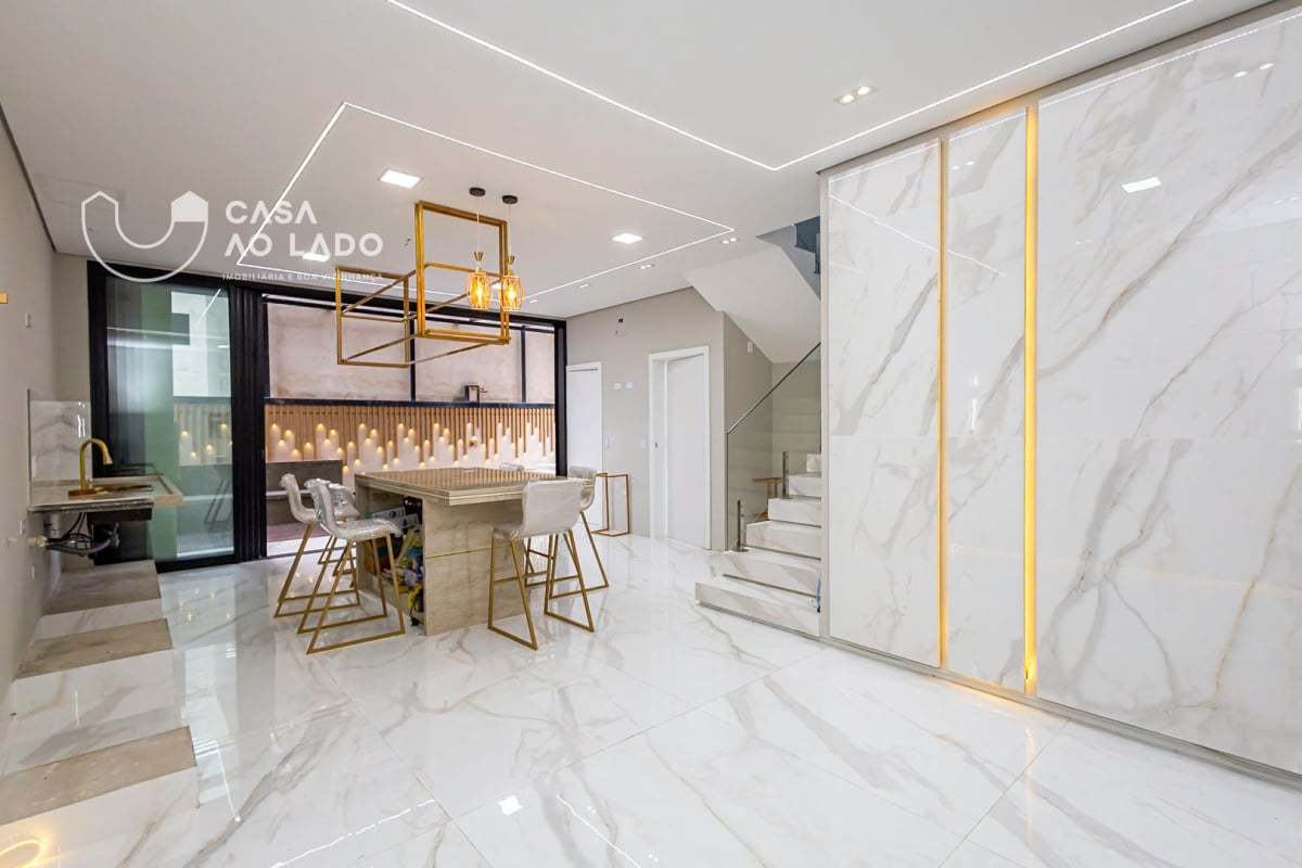 Casa nova com 4 vagas, hidromassagem, espaço gourmet, suíte com closet e home office no Umbará, Curitiba