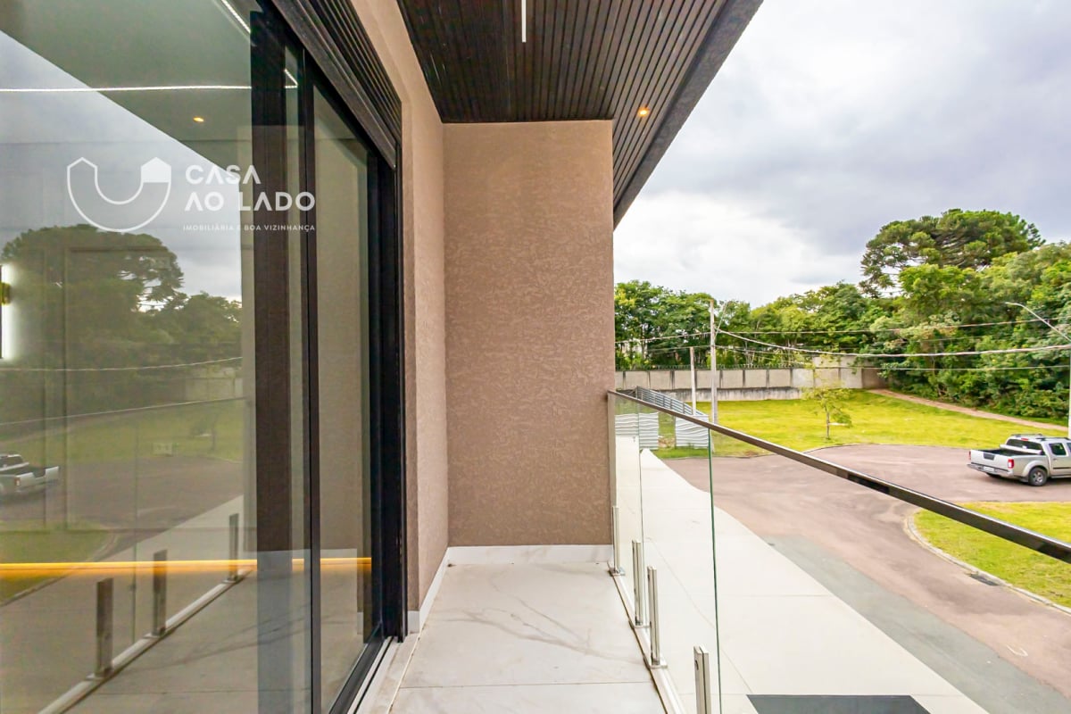 Casa nova com 4 vagas, hidromassagem, espaço gourmet, suíte com closet e home office no Umbará, Curitiba
