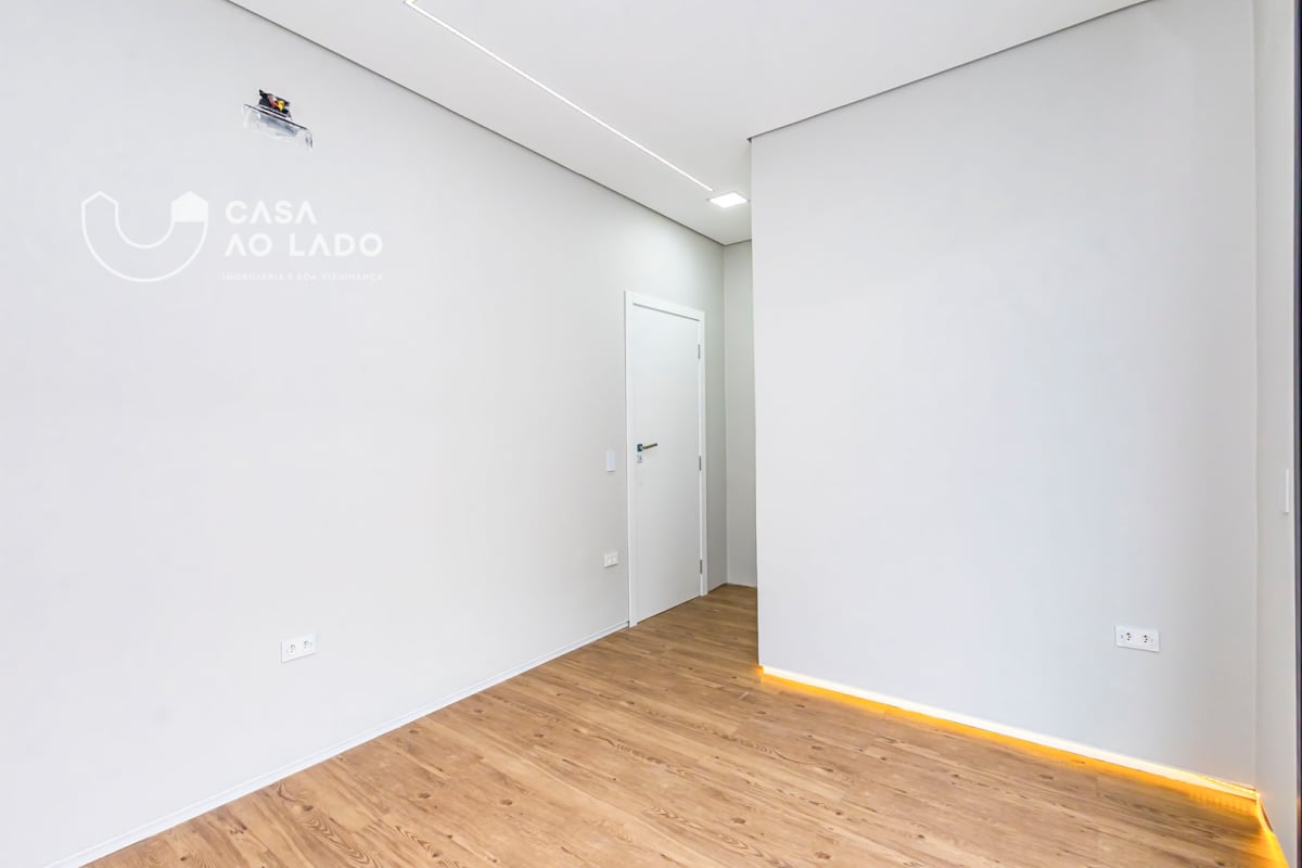 Casa nova com 4 vagas, hidromassagem, espaço gourmet, suíte com closet e home office no Umbará, Curitiba