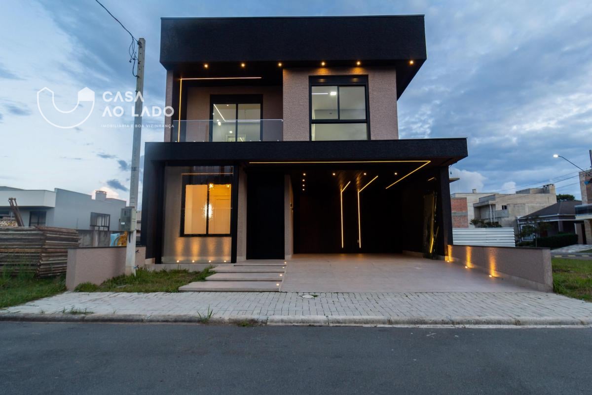 Casa nova com 4 vagas, hidromassagem, espaço gourmet, suíte com closet e home office no Umbará, Curitiba