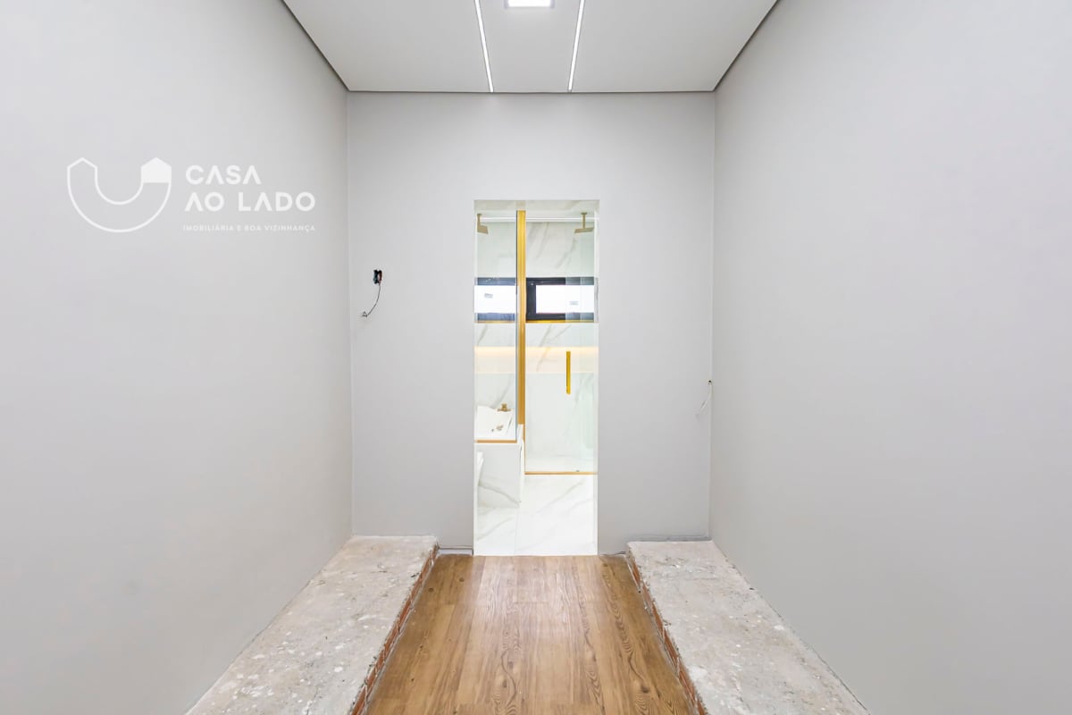 Casa nova com 4 vagas, hidromassagem, espaço gourmet, suíte com closet e home office no Umbará, Curitiba