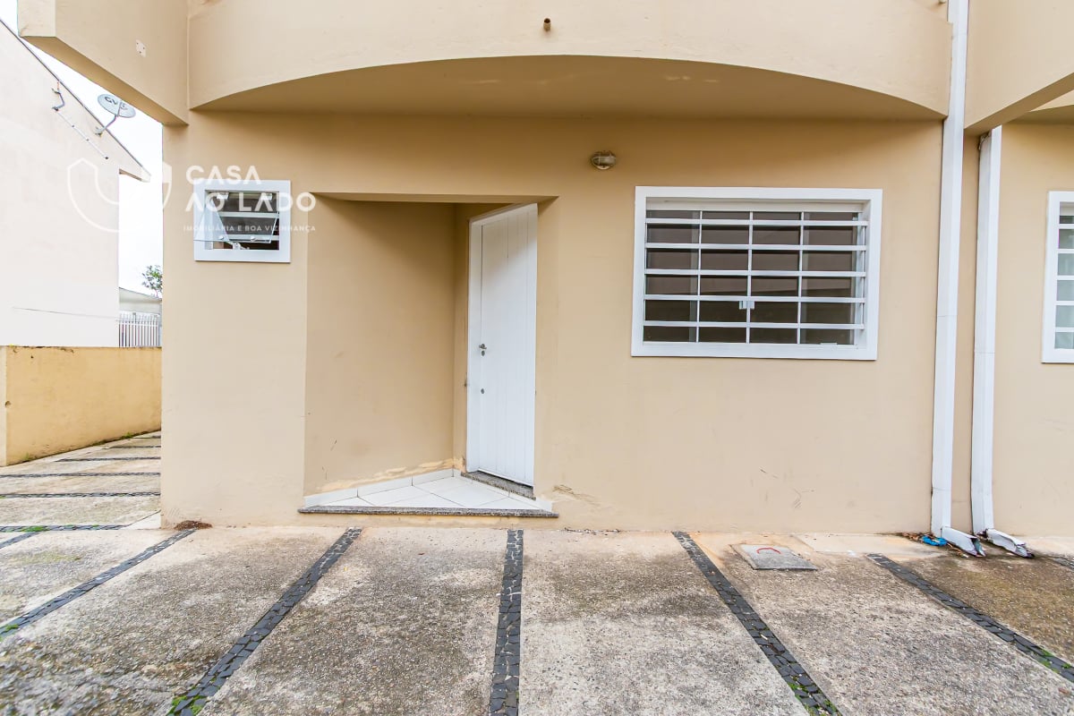 Sobrado 80m² com 3 quartos no Guaíra - Curitiba/PR