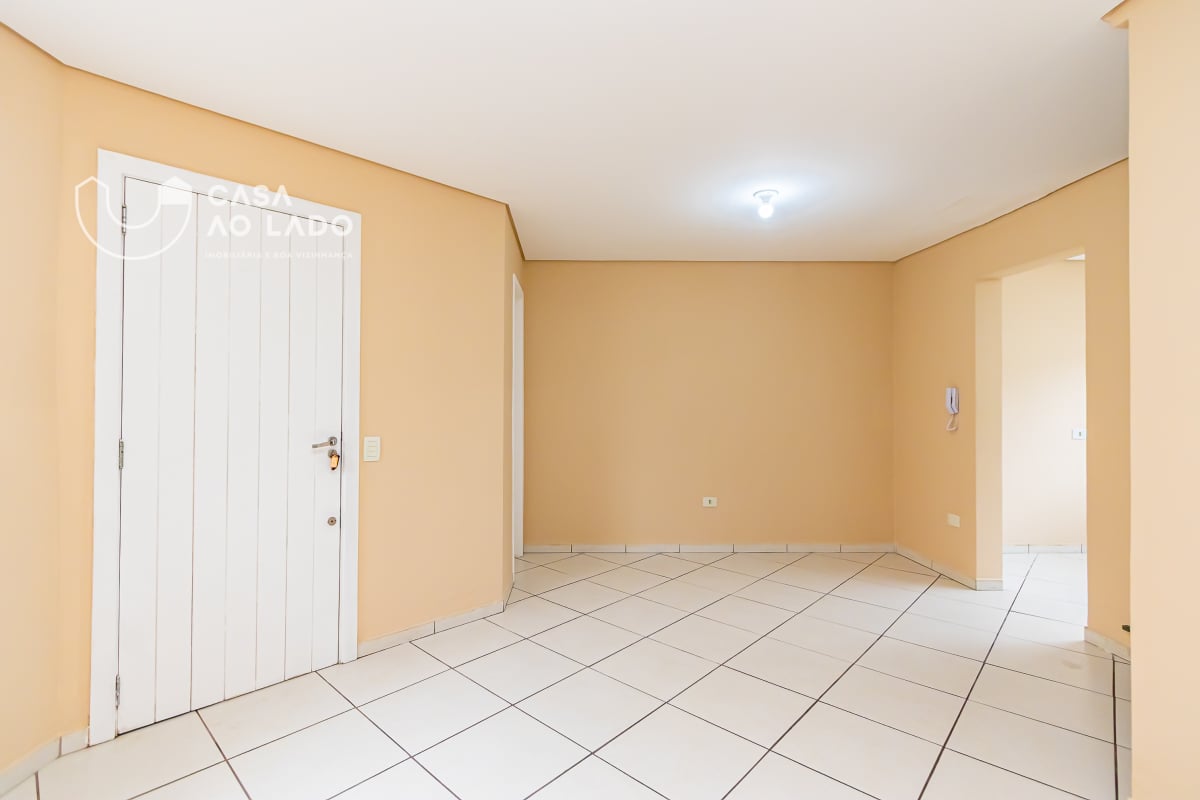 Sobrado 80m² com 3 quartos no Guaíra - Curitiba/PR