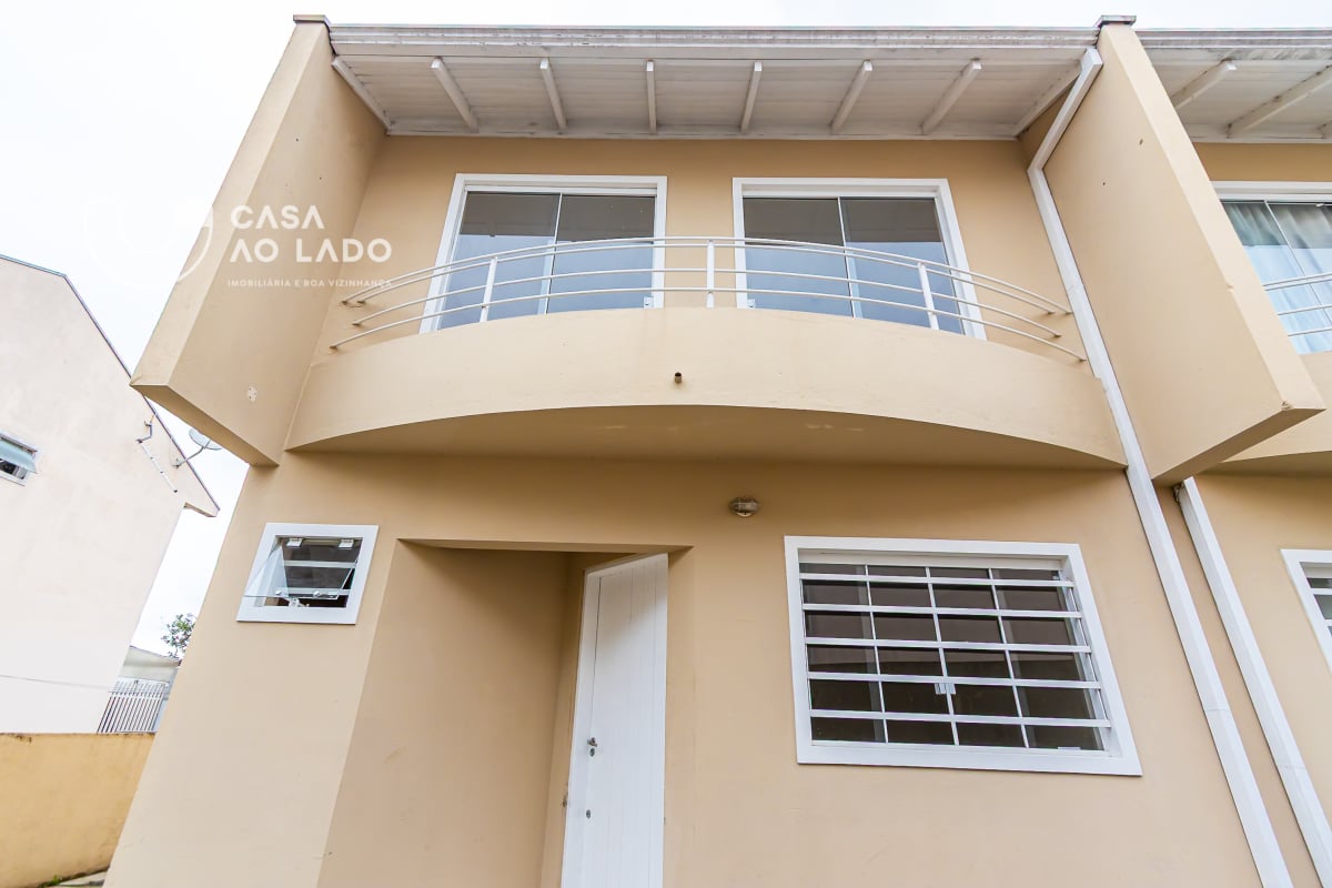 Sobrado 80m² com 3 quartos no Guaíra - Curitiba/PR