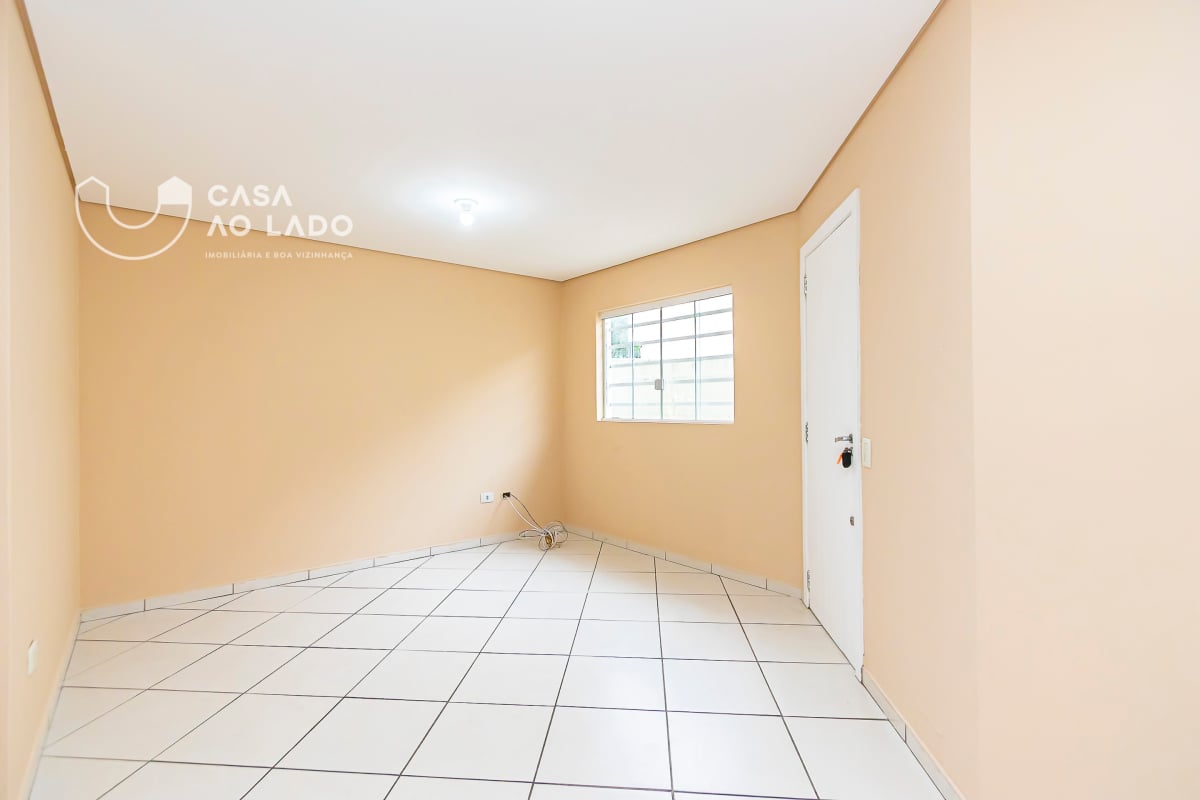Sobrado 80m² com 3 quartos no Guaíra - Curitiba/PR