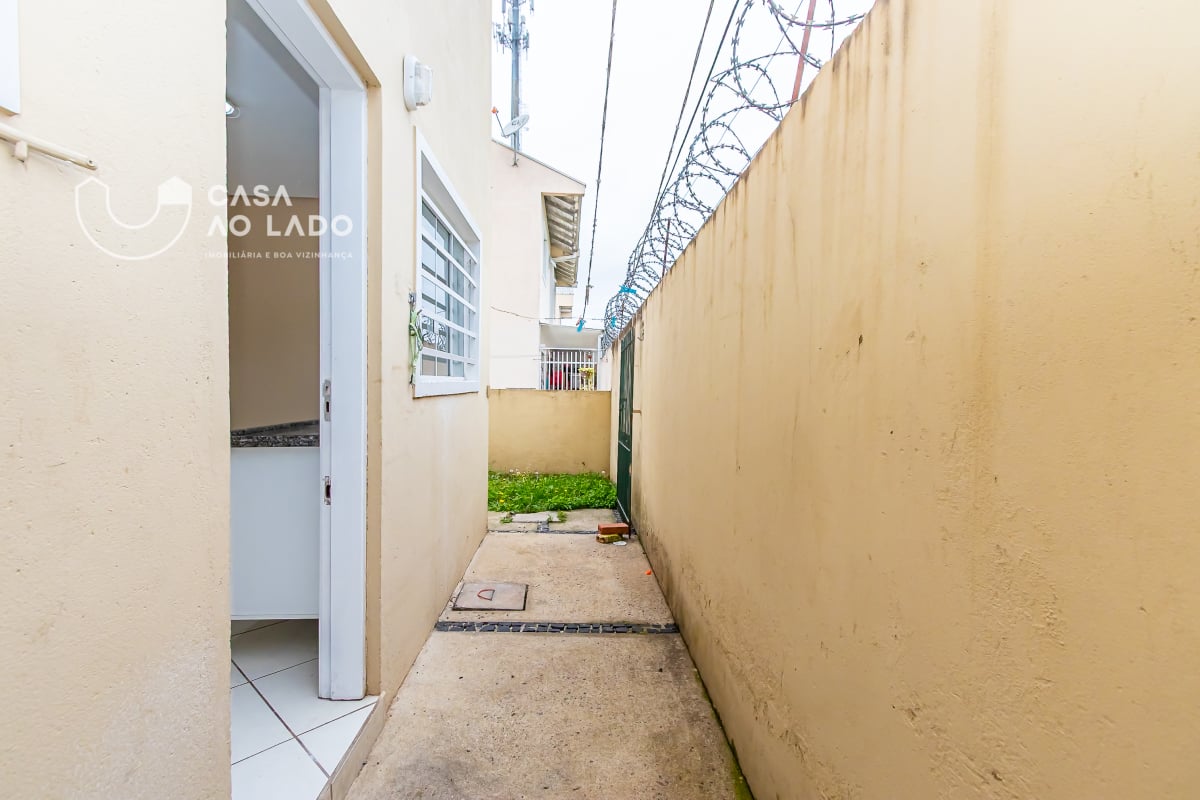 Sobrado 80m² com 3 quartos no Guaíra - Curitiba/PR