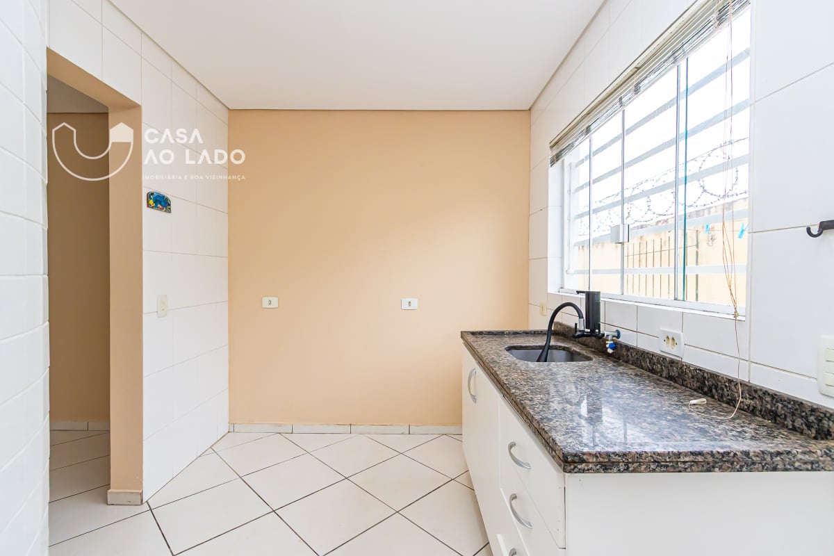 Sobrado 80m² com 3 quartos no Guaíra - Curitiba/PR