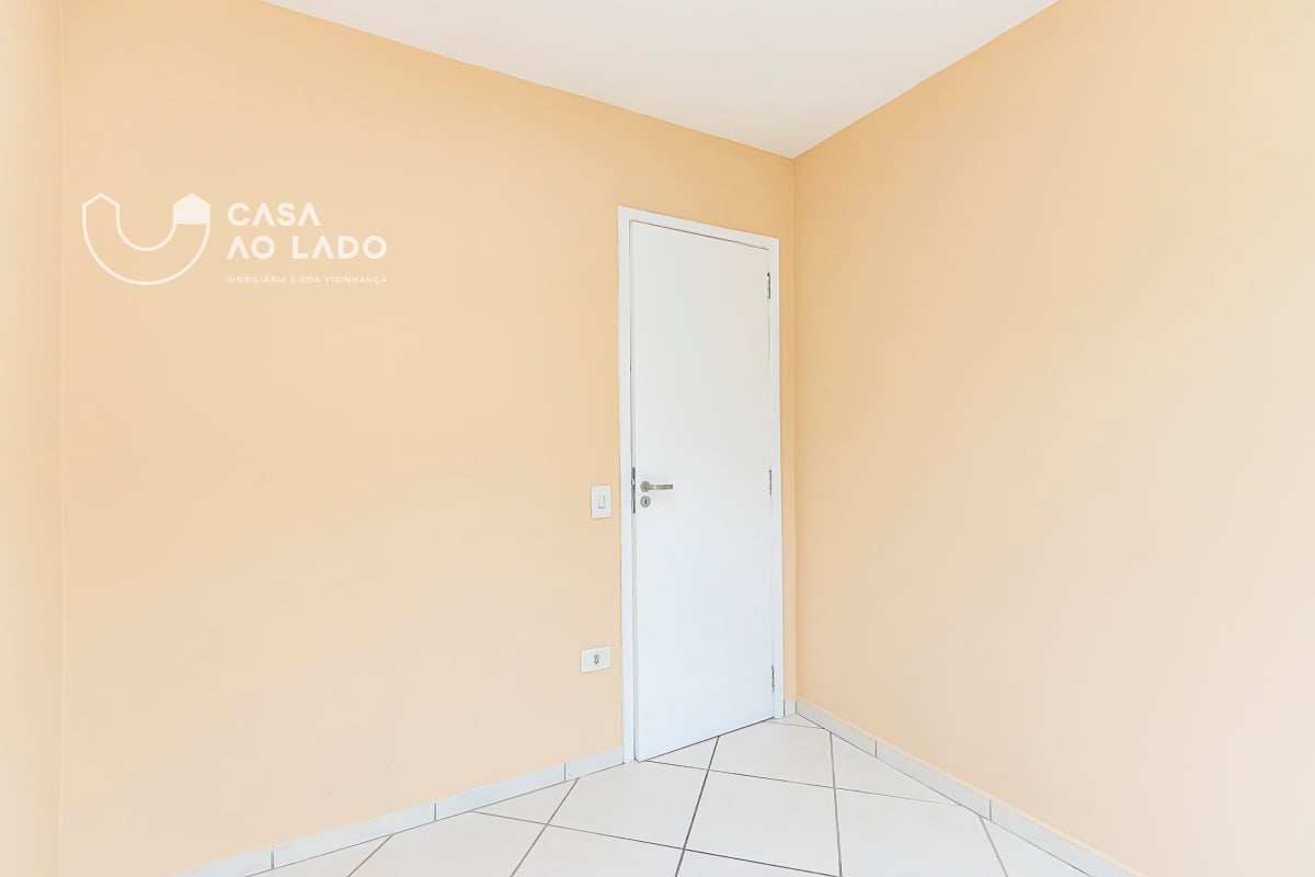 Sobrado 80m² com 3 quartos no Guaíra - Curitiba/PR