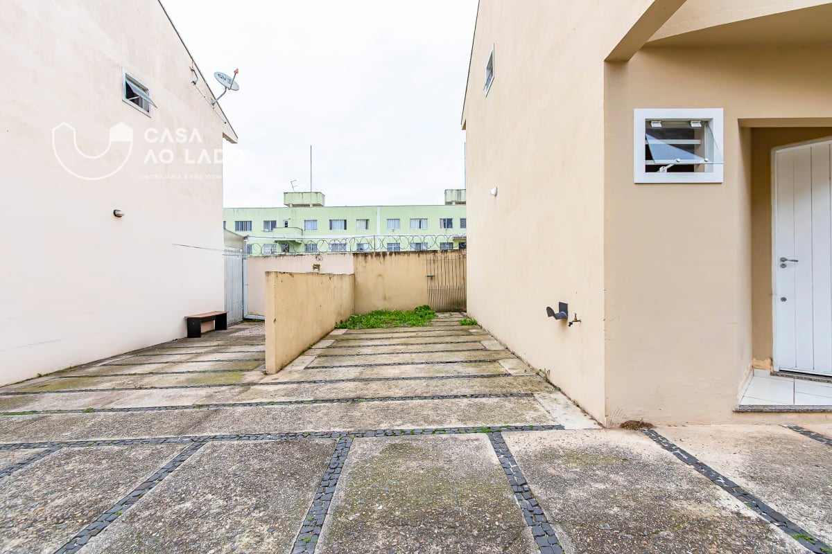 Sobrado 80m² com 3 quartos no Guaíra - Curitiba/PR