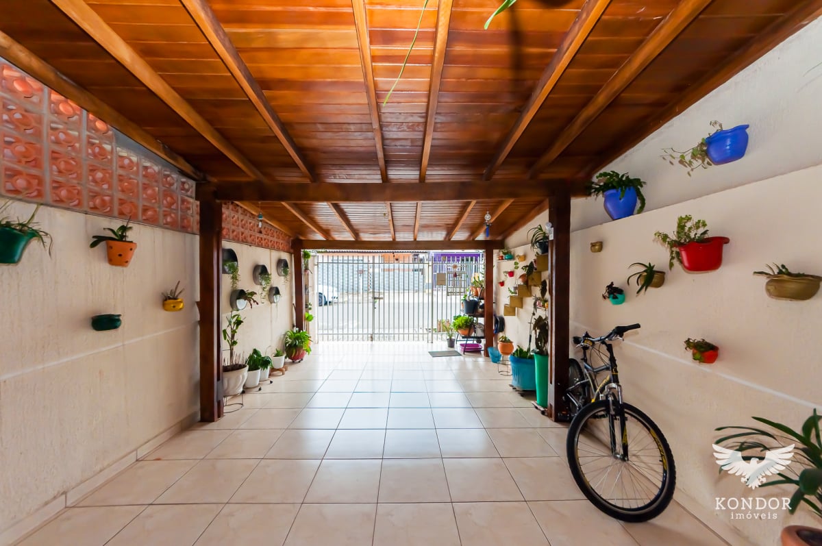 Sobrado na CIDADE INDUSTRIAL com 98m²