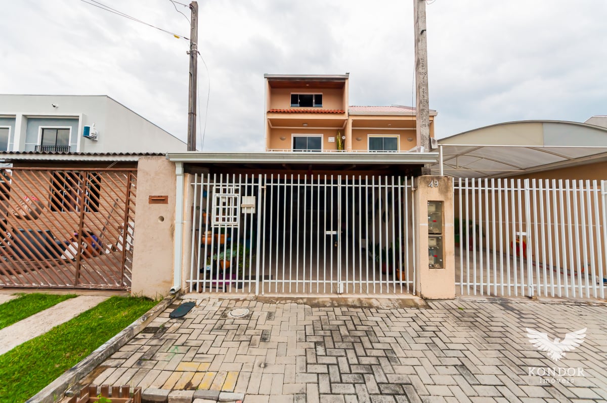 Sobrado na CIDADE INDUSTRIAL com 98m²