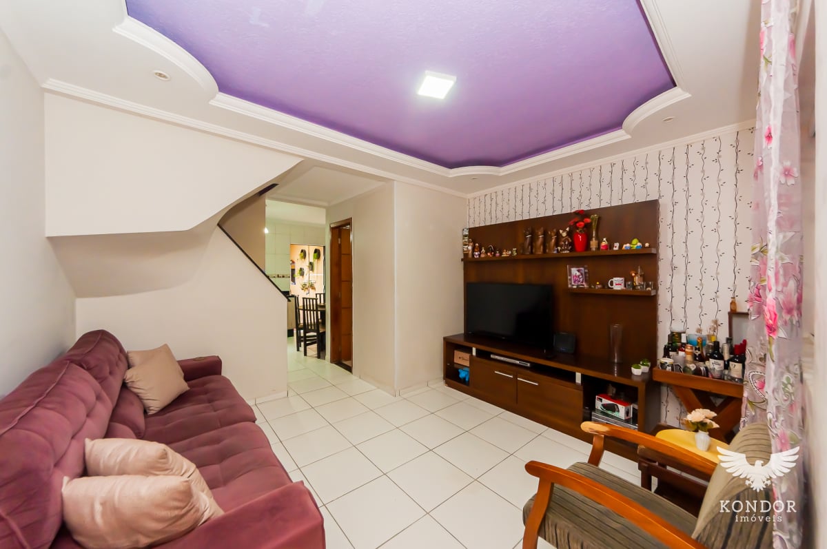 Sobrado na CIDADE INDUSTRIAL com 98m²