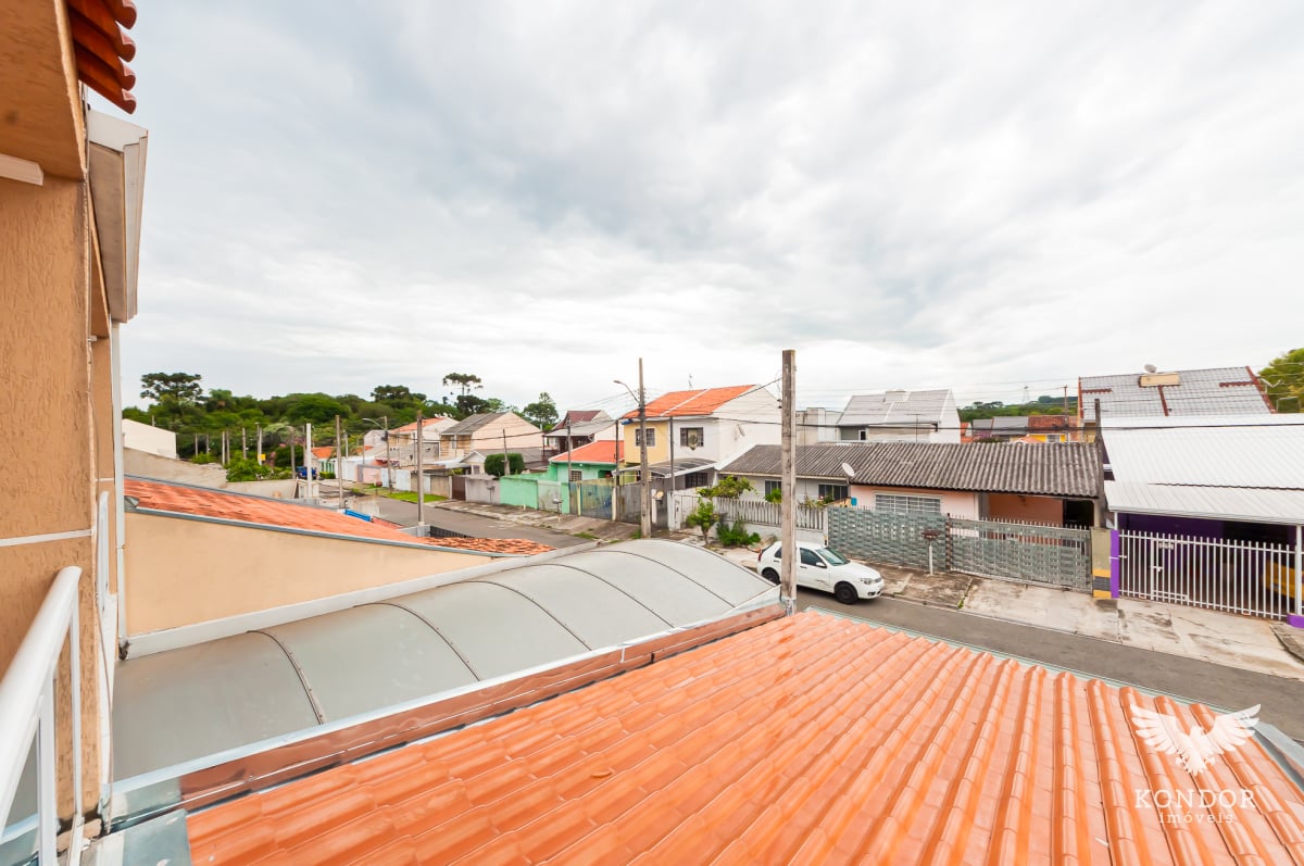 Sobrado na CIDADE INDUSTRIAL com 98m²