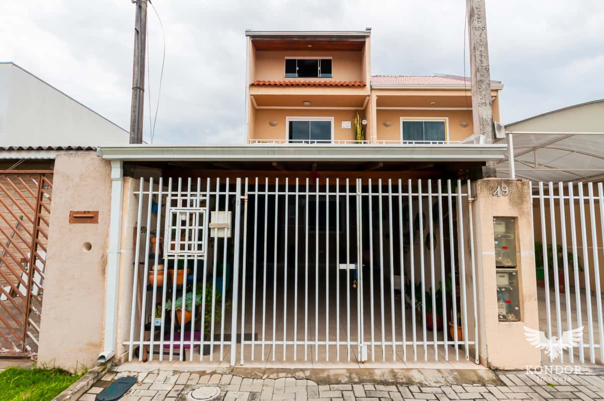 Sobrado na CIDADE INDUSTRIAL com 98m² — foto principal