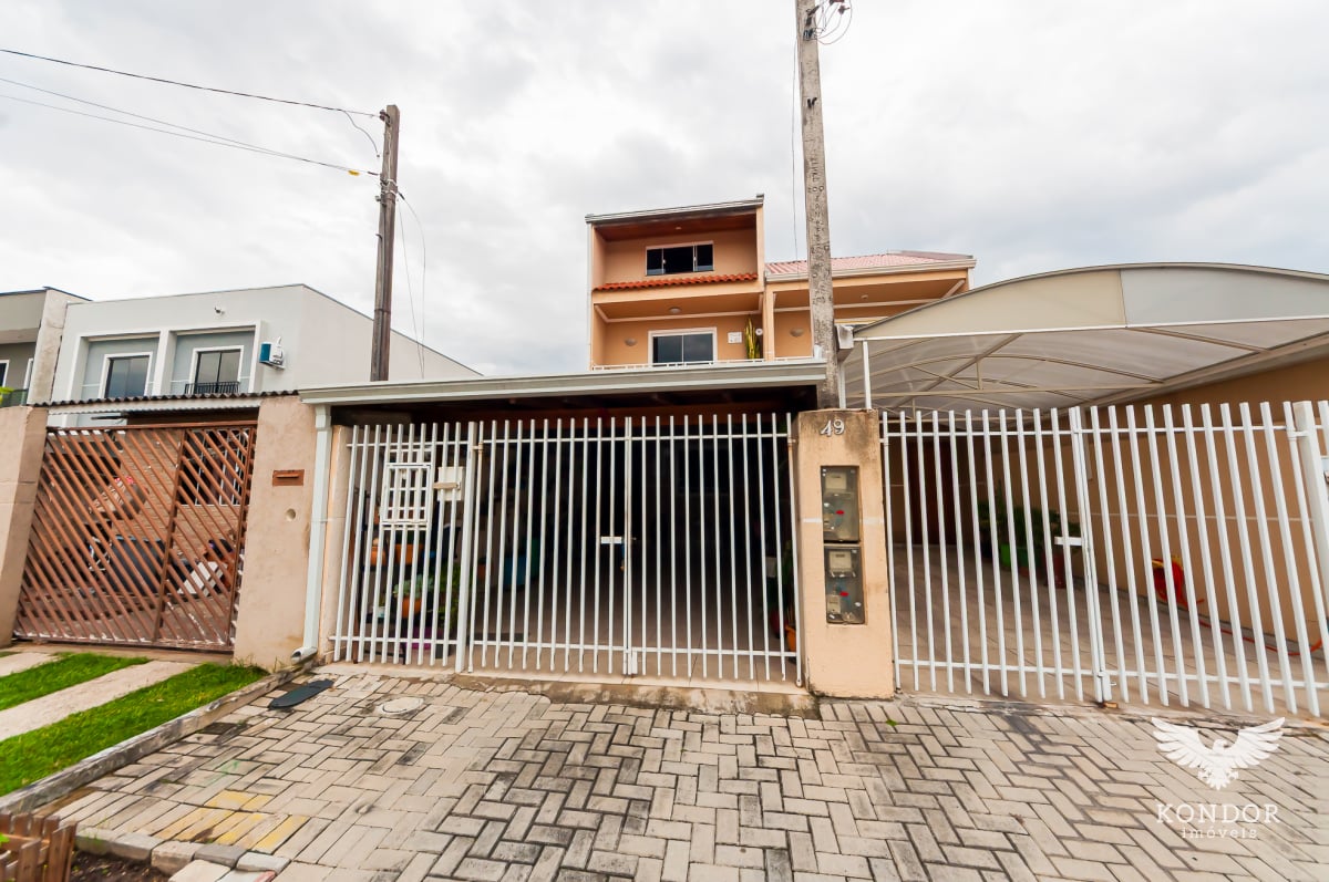 Sobrado na CIDADE INDUSTRIAL com 98m²