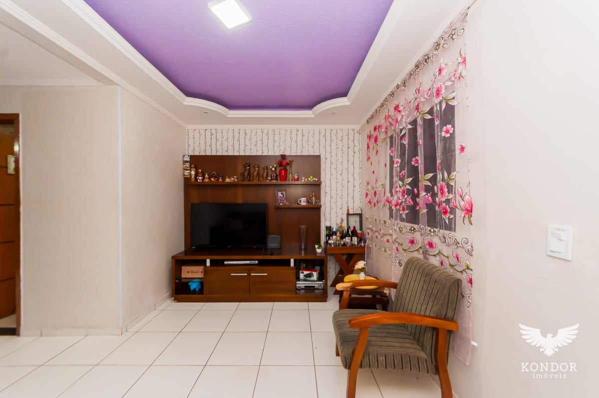 Sobrado na CIDADE INDUSTRIAL com 98m²