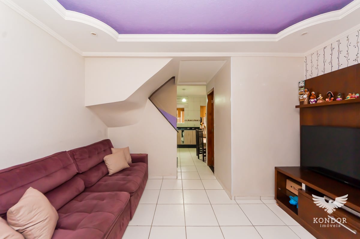 Sobrado na CIDADE INDUSTRIAL com 98m²