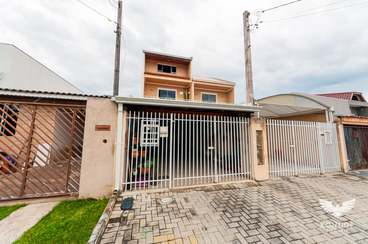 Sobrado na CIDADE INDUSTRIAL com 98m²