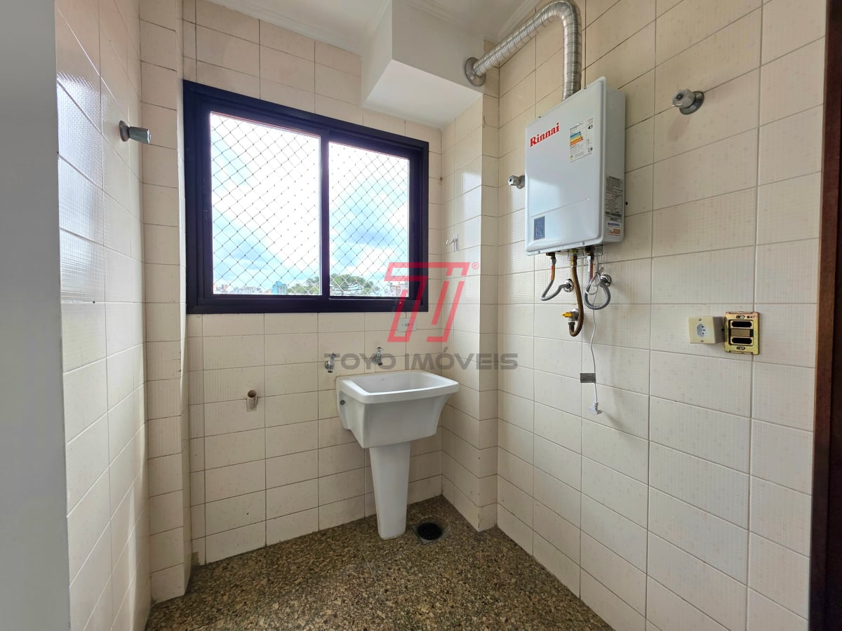 Apartamento com 3 dormitórios à venda com 123,53m² no Ed. Marien, bairro Alto da Glória